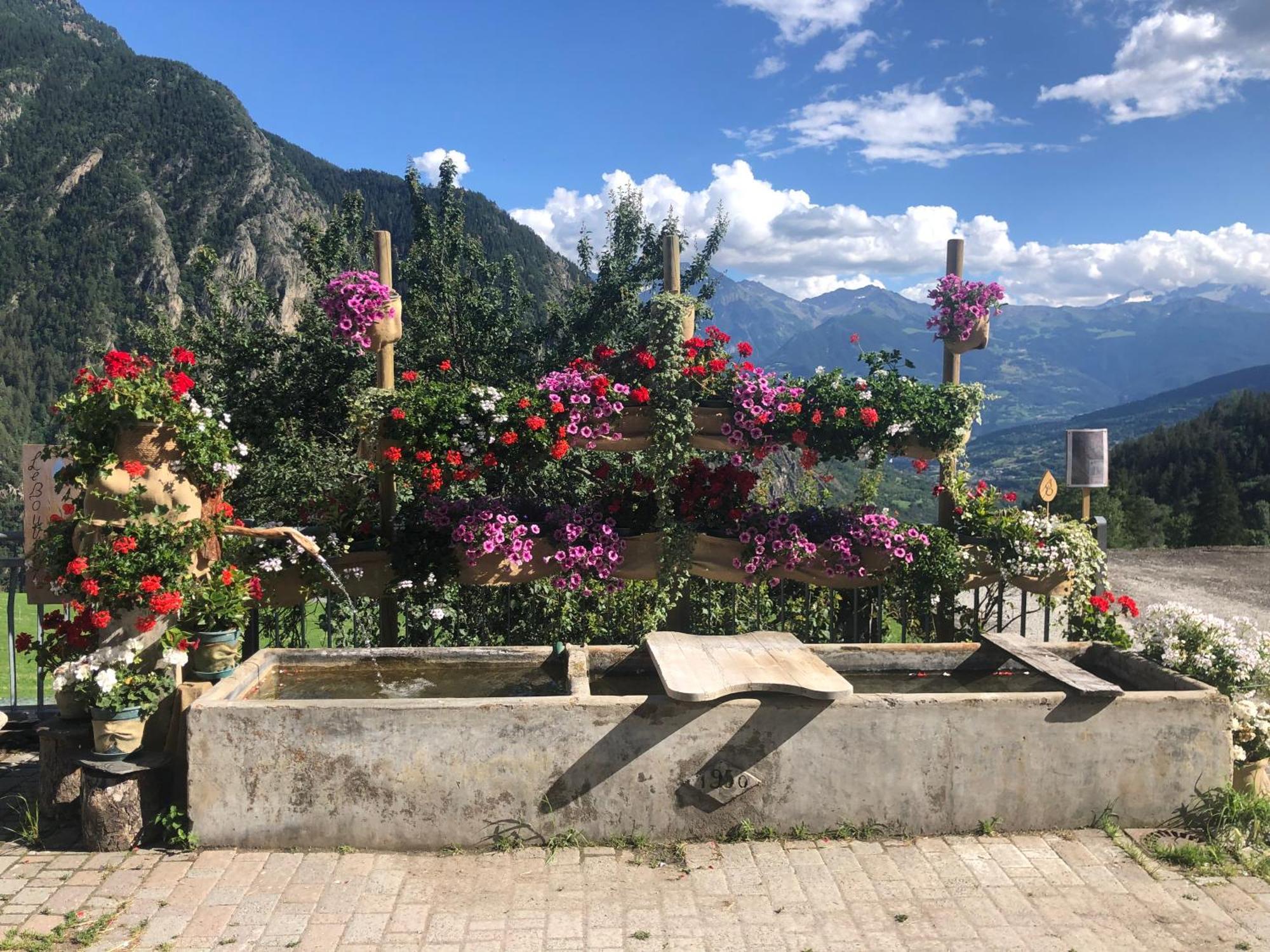 Apartamento Le Bouvier Doues Exterior foto